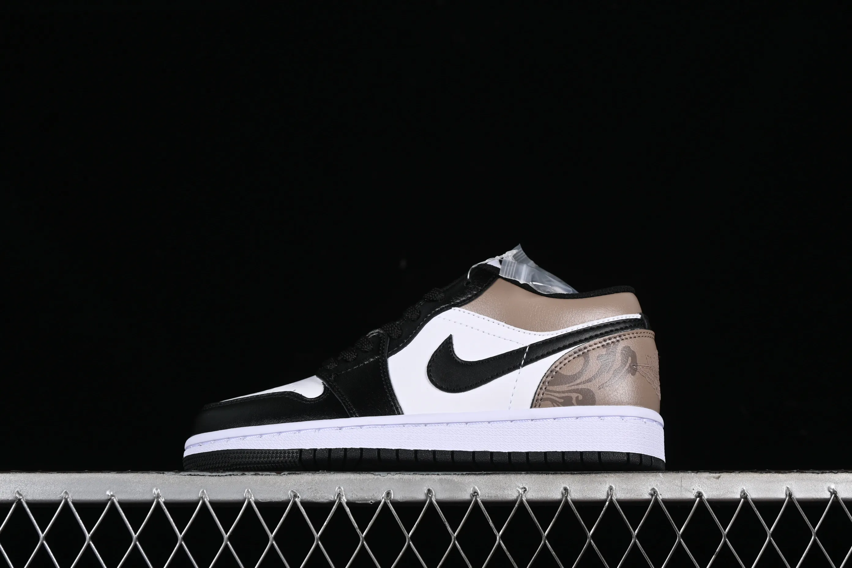 All categories Air Jordan Jordan series basketball shoes Air Jordan 1 Low cost-effective version Air Jordan 1 Low AJ1 Joe 1 Mocha Chestnut low-top retro basketball shoes 553558-132